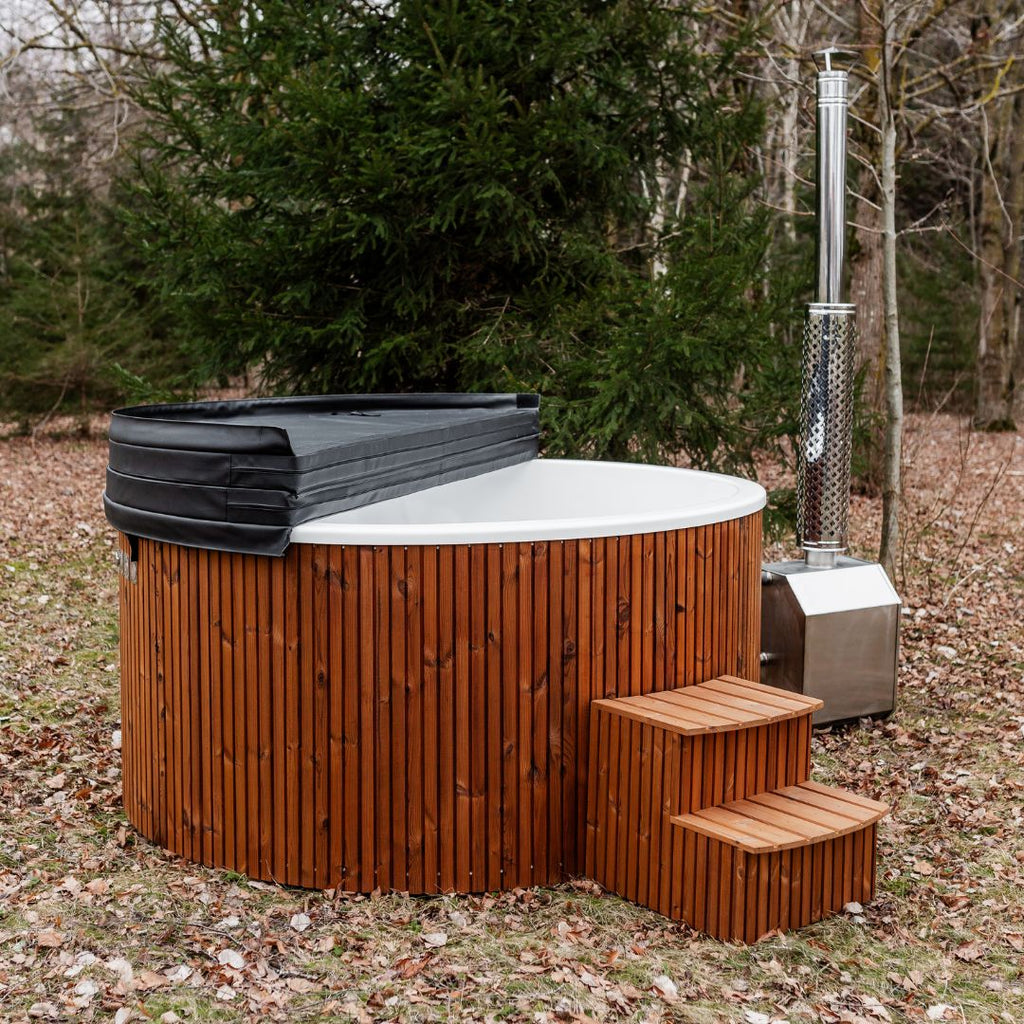 Whirlpool aus Glasfaser mit externem Heizsystem