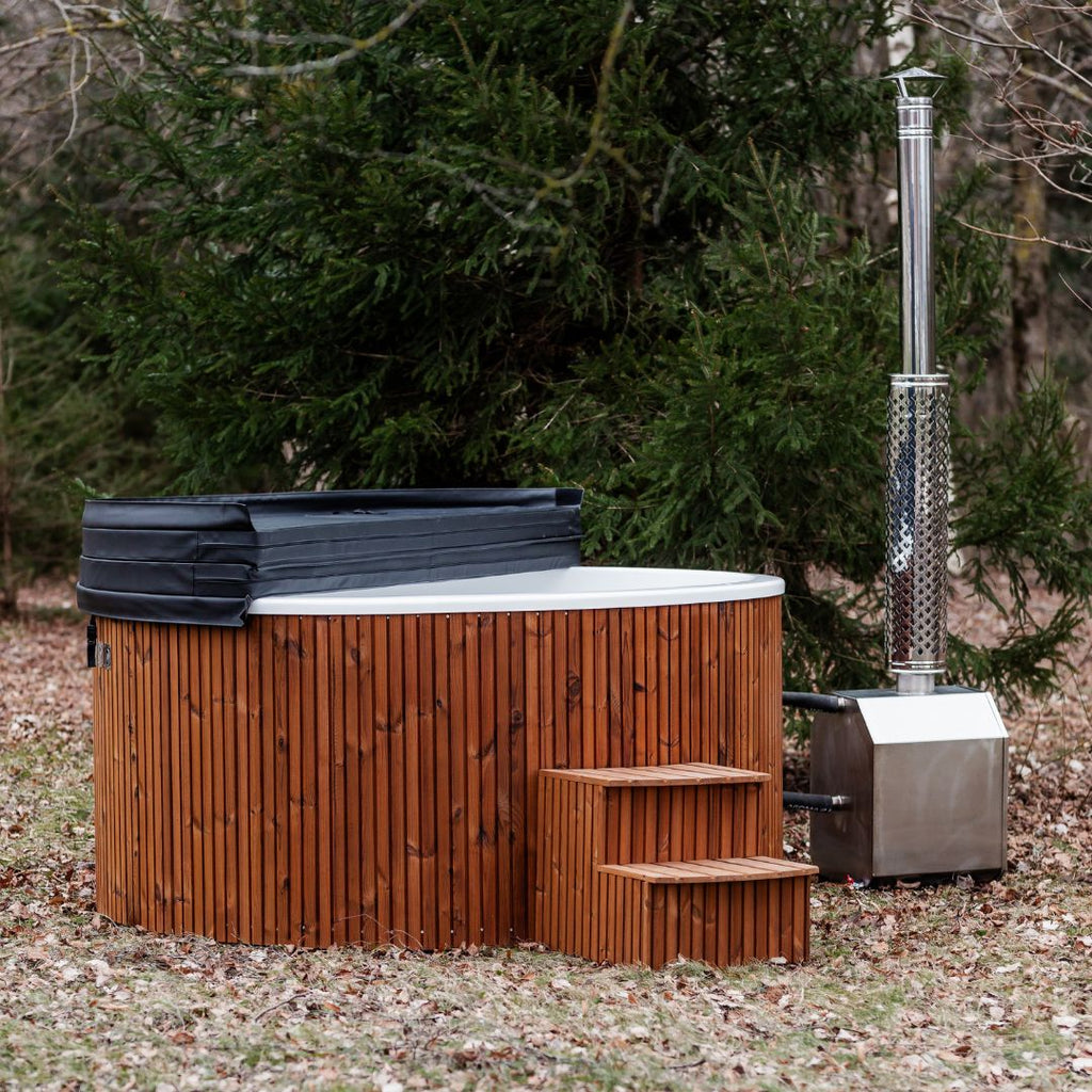 Whirlpool aus Glasfaser mit externem Heizsystem