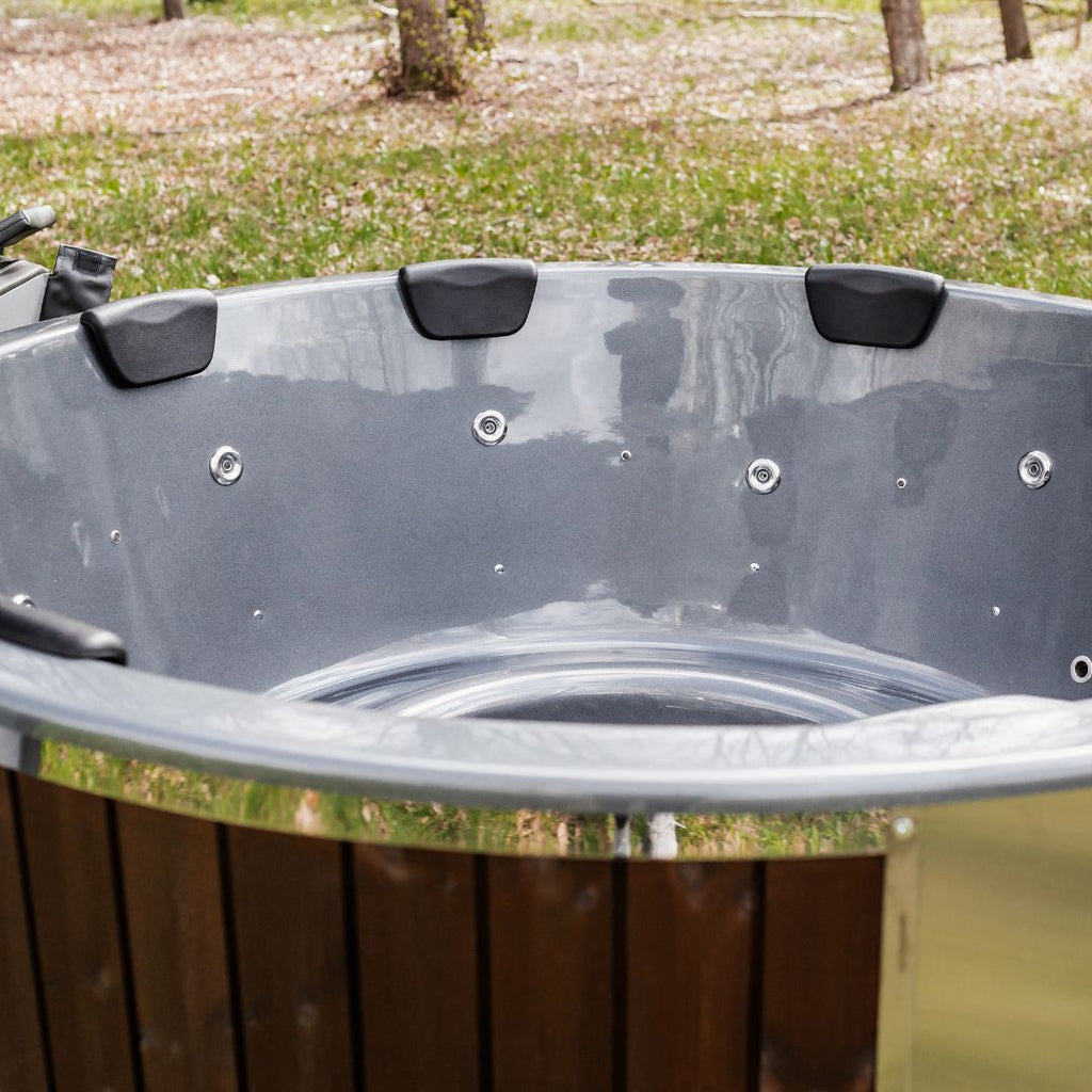 Whirlpool aus Glasfaser mit integriert Heizsystem