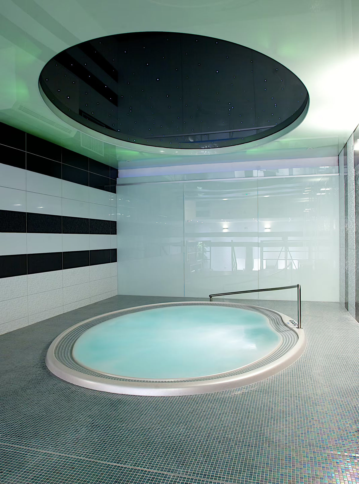 Übersicht des USSPA Arena Profi Spa
